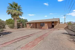 945 E Prince Rd, Tucson, AZ 85719 - Photo 1