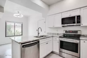 3151 N Tamarisk Ln, Tucson, AZ 85712 - Photo 20