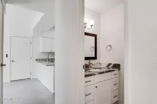 3151 N Tamarisk Ln, Tucson, AZ 85712 - Photo 16