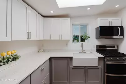 413 S Melwood Avenue W, Tucson, AZ 85745 - Photo 10