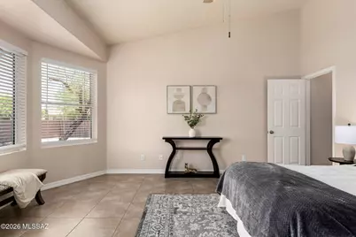 9025 N Clover Way, Tucson, AZ 85743 - Photo 12