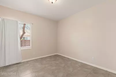 9025 N Clover Way, Tucson, AZ 85743 - Photo 22