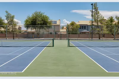 9025 N Clover Way, Tucson, AZ 85743 - Photo 38