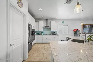 21458 E Patriot Ln, Red Rock, AZ 85145 - Photo 16