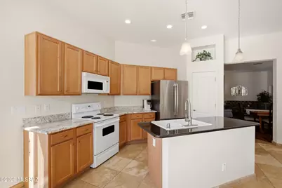13489 N Holly Grape Drive, Marana, AZ 85658 - Photo 14