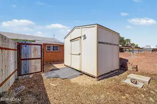 5521 E Bellevue St, Tucson, AZ 85712 - Photo 30