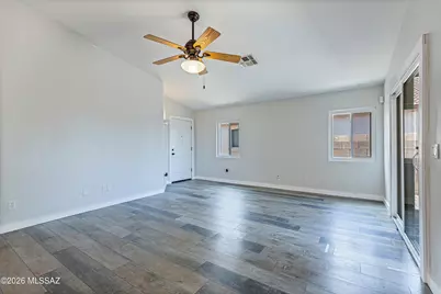 2534 E Chipped Stone Lane, Oro Valley, AZ 85755 - Photo 6