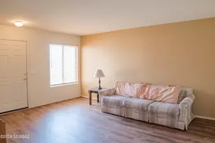 9945 E Apache Rain Dr, Tucson, AZ 85748 - Photo 2