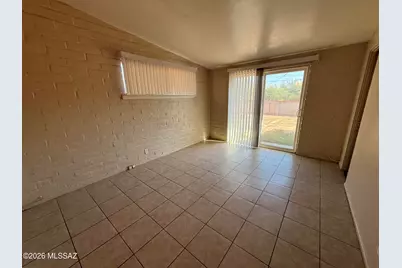 6926 E Kirkland Drive, Tucson, AZ 85710 - Photo 10