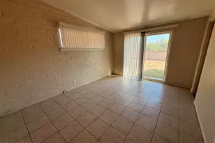 6926 E Kirkland Dr, Tucson, AZ 85710 - Photo 10