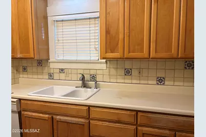 2027 E 1st Street #1, Tucson, AZ 85719 - Photo 10