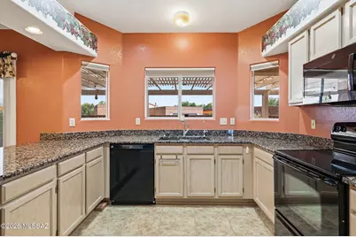 1505 W Belfry Court, Green Valley, AZ 85622 - Photo 20