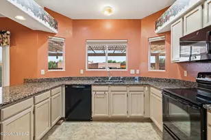 1505 W Belfry Ct, Green Valley, AZ 85622 - Photo 20