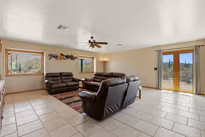 10855 W Mile Wide Road, Tucson, AZ 85743 - Photo 8