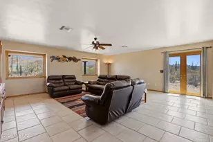 10855 W Mile Wide Rd, Tucson, AZ 85743 - Photo 8