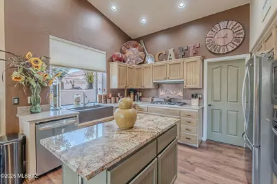 37547 S Canyon Side Drive, Saddlebrooke, AZ 85739 - Photo 16