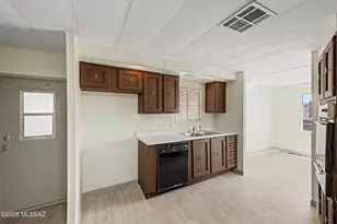 908 W Hadley St, Tucson, AZ 85705 - Photo 6