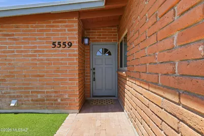 5559 E Rosewood Street, Tucson, AZ 85711 - Photo 2