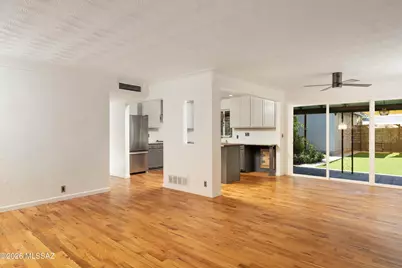 2002 E Monte Vista Drive, Tucson, AZ 85719 - Photo 10