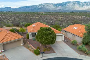 14380 N Carissa Dr, Oro Valley, AZ 85755 - Photo 2