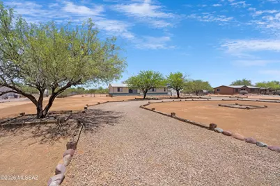 16860 W Falcon Lane, Marana, AZ 85653 - Photo 6