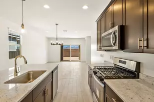 7316 S Gray Jay Dr, Tucson, AZ 85747 - Photo 2