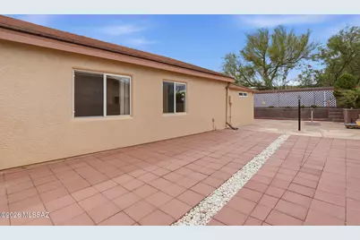 2465 N Camino Reloj, Green Valley, AZ 85614 - Photo 46