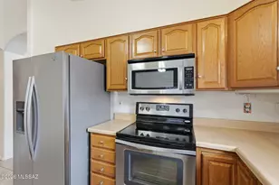 2465 N Camino Reloj, Green Valley, AZ 85614 - Photo 12