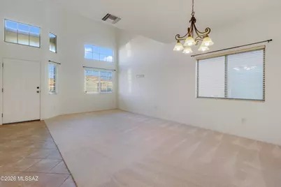 86 E Calle Trona, Green Valley, AZ 85614 - Photo 2