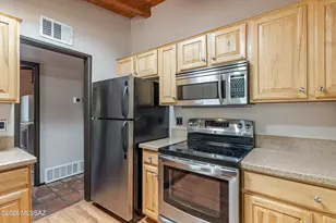 7020 E Katchina Ct, Tucson, AZ 85715 - Photo 10