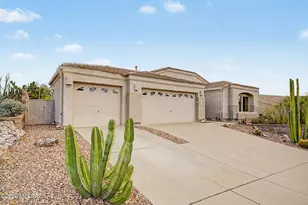 573 W Silvertip Rd, Oro Valley, AZ 85737 - Photo 1