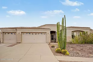 573 W Silvertip Rd, Oro Valley, AZ 85737 - Photo 2