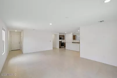 10018 E Lebaron Drive, Tucson, AZ 85747 - Photo 8