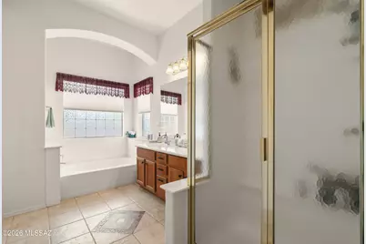 2487 E Big View Drive, Oro Valley, AZ 85755 - Photo 12