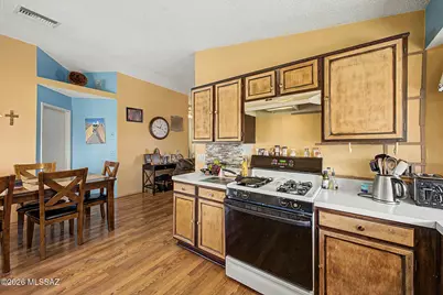 1951 W Cabernet Drive, Tucson, AZ 85746 - Photo 12
