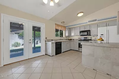 2972 W Pepper Drive, Tucson, AZ 85741 - Photo 10
