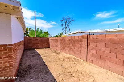 5225 E 26th Street, Tucson, AZ 85711 - Photo 28