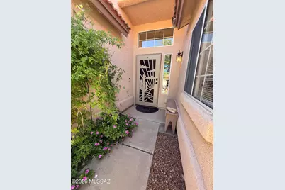 12349 N Brightridge Drive, Oro Valley, AZ 85755 - Photo 2