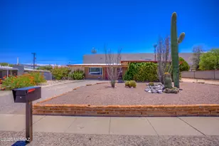 7138 E Paseo San Andres, Tucson, AZ 85710 - Photo 2