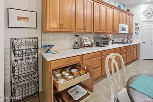 1024 W Tenniel Dr, Green Valley, AZ 85614 - Photo 10