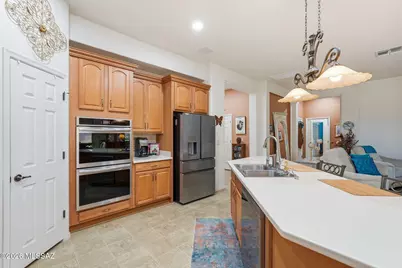1024 W Tenniel Drive, Green Valley, AZ 85614 - Photo 12
