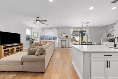 14217 E Hub Drive, Vail, AZ 85641 - Photo 8