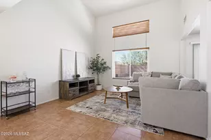 2631 W Desert Brook Ct, Tucson, AZ 85742 - Photo 6