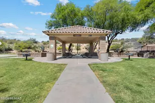 2631 W Desert Brook Ct, Tucson, AZ 85742 - Photo 32
