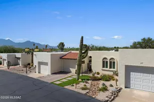 653 W Redondo Pl, Green Valley, AZ 85614 - Photo 2
