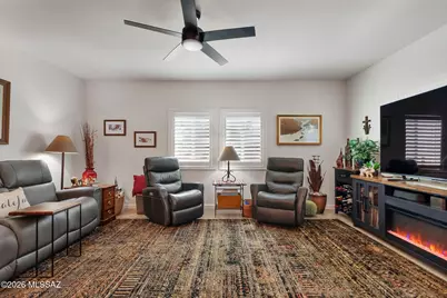 653 W Redondo Place, Green Valley, AZ 85614 - Photo 4