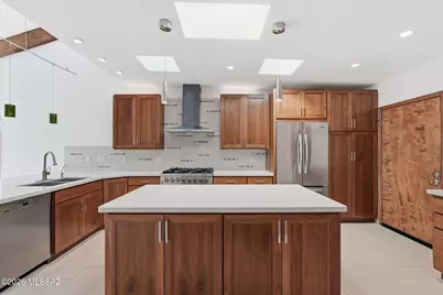 1979 E Campbell Terrace, Tucson, AZ 85718 - Photo 4