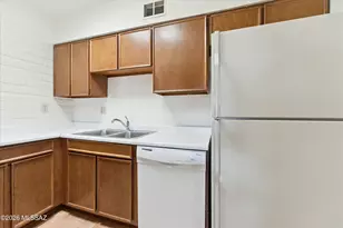 3960 E Flower St, Tucson, AZ 85712 - Photo 16