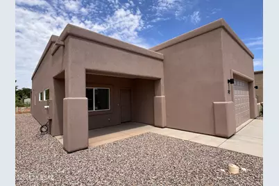 742 S Meadowood Lane, Sierra Vista, AZ 85635 - Photo 2
