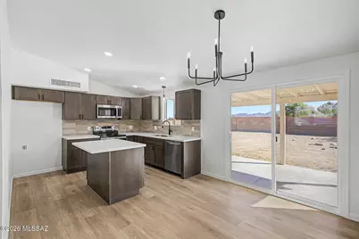 7921 N Paul Revere Place, Tucson, AZ 85741 - Photo 2